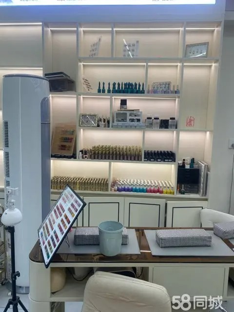 （转让）店铺转让，临街门面可停车